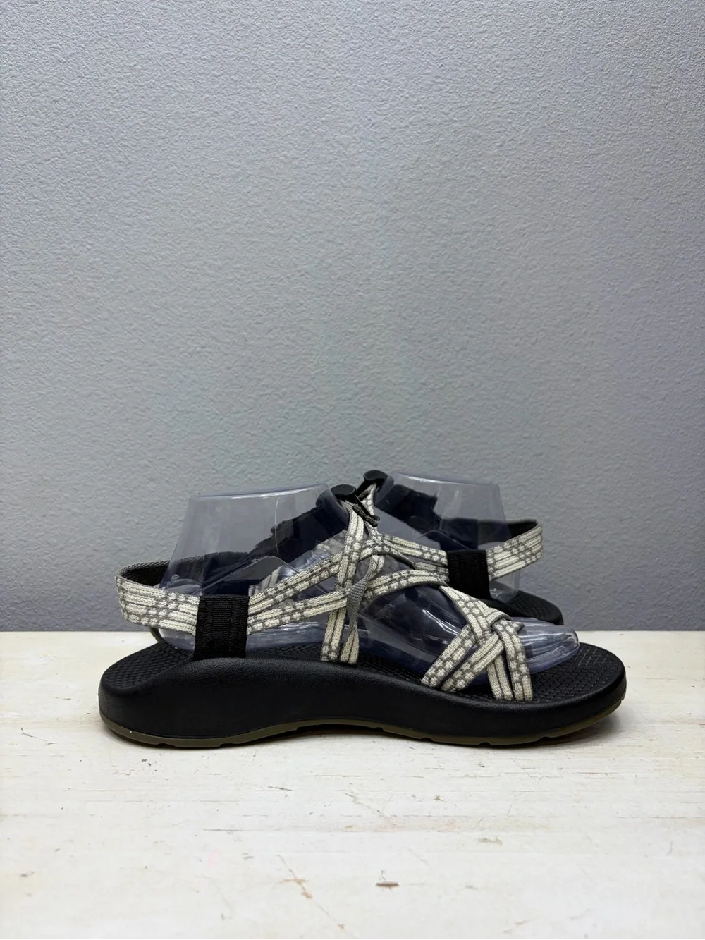 Chaco Grey/White ZX2 Classic Sandals Size 9